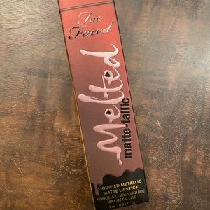 TOO FACED matte lipstick